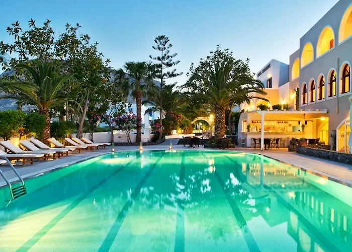 Makarios 3* Kamari (Santorini)